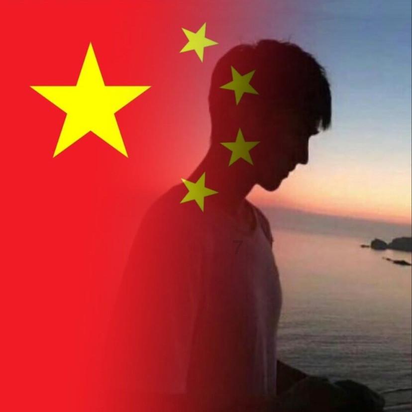 四川丨在院落中摆放黄蜡石造景,仿佛是在向天地致.敬,向自然表达敬畏之情