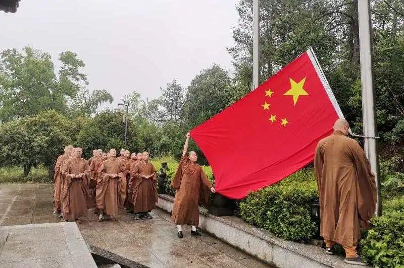 发展数字经济做强电商产业